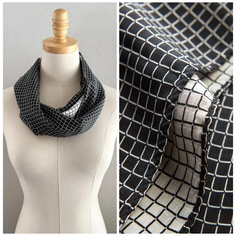 J JILL NEW Wearever Silk Windowpane Print Infinity Scarf • Woven Reversible